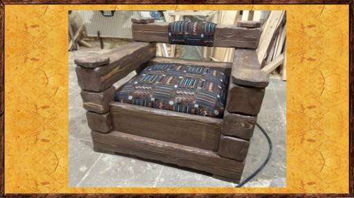 Кресло под старину из массива сосны и ткани Мудрец l