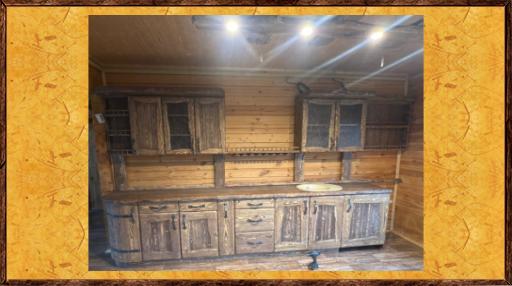 Кресло под старину из сосны Трактирная 