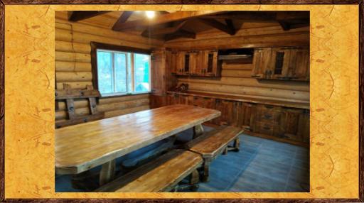 Кухня под старину из дерева Диво