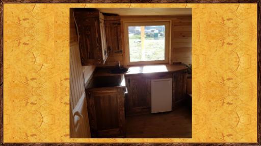 Кухня под старину из массива Хозяйская