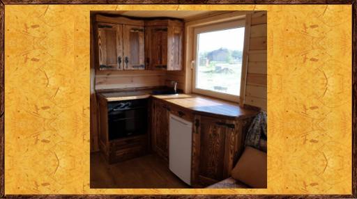 Кухня под старину из массива Хозяйская