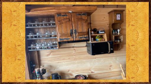 Кухня под старину из дерева Ирбис