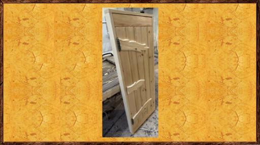 Дверь под старину из дерева Басня