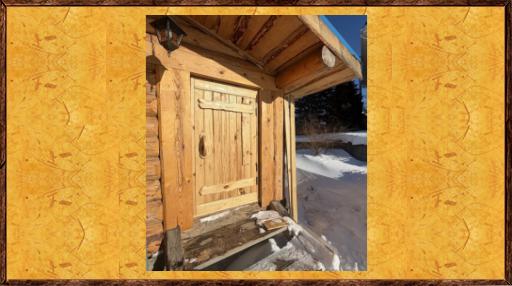 Дверь под старину  из дерева Ямская