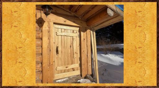 Дверь под старину  из дерева Ямская