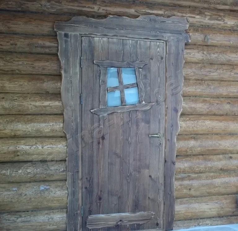 Барная стойка и дверь — фото 2