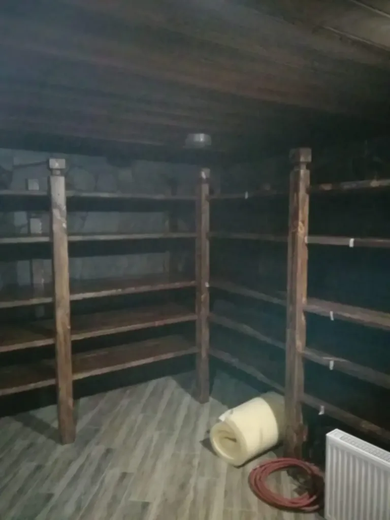 Стеллажи для кладовой